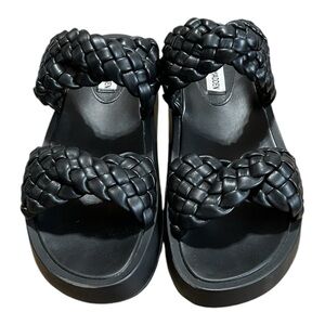 Steve Madden Black Woven Hillary Slip-on Platform Chunky Sandals Size 10M